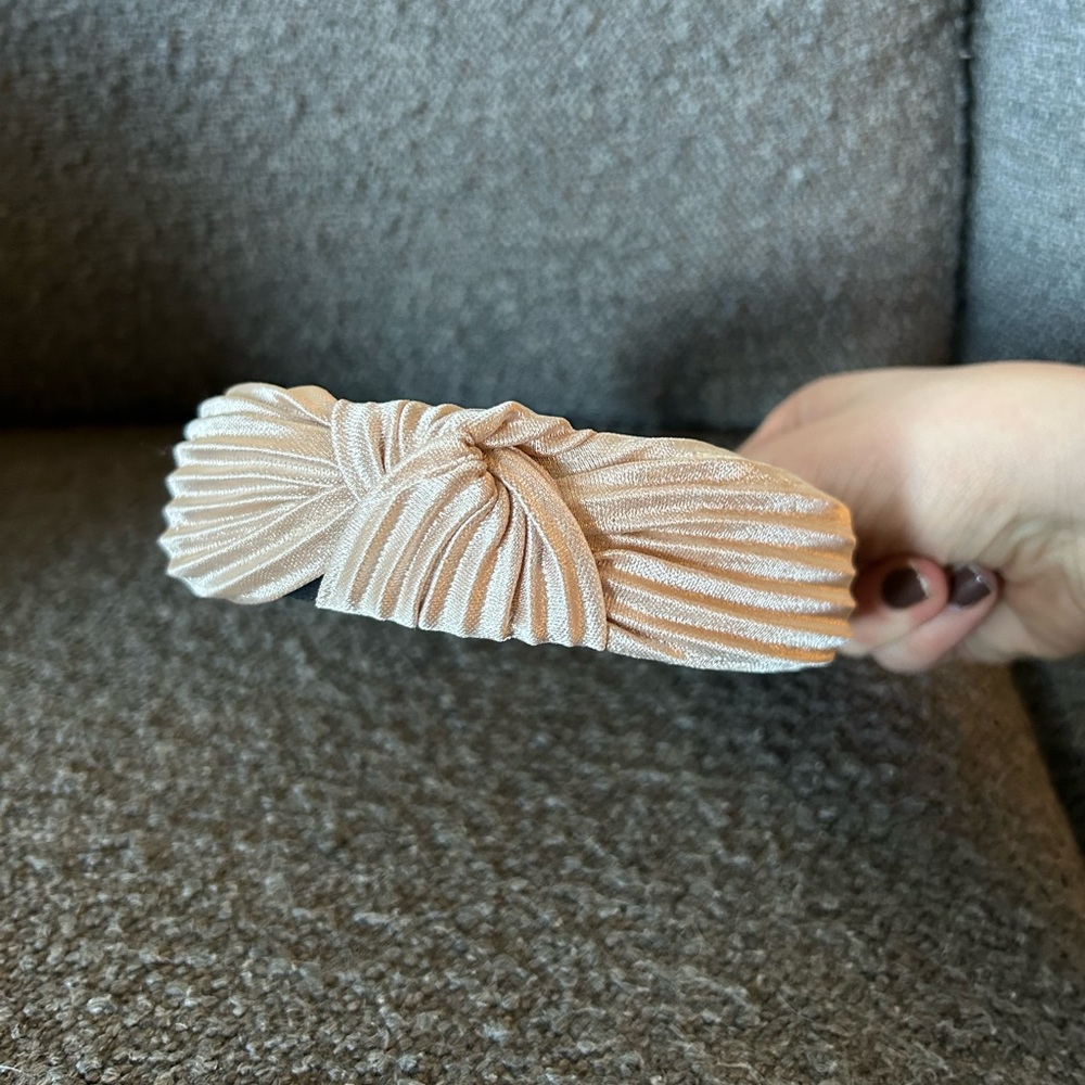 Pleated Satin Silk Headband in Champagne - Etsy - Picture 2 of 4